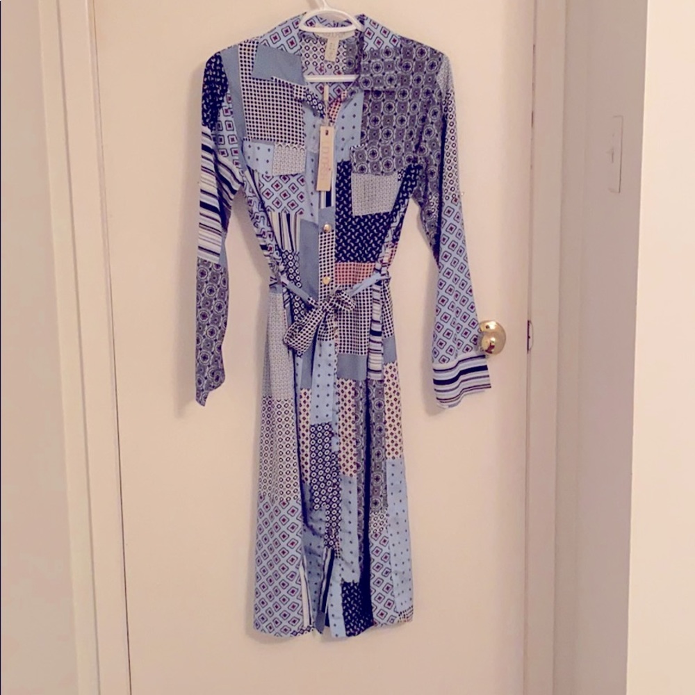 Liquorish shirt dress w/ tie waist in mixed print